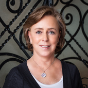 María Amparo Casar